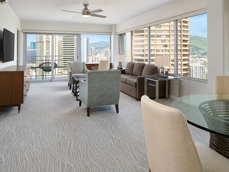 800x600 Ilikai Hotel & Luxury Suites Luxury 2 Bedroom Boulevard View