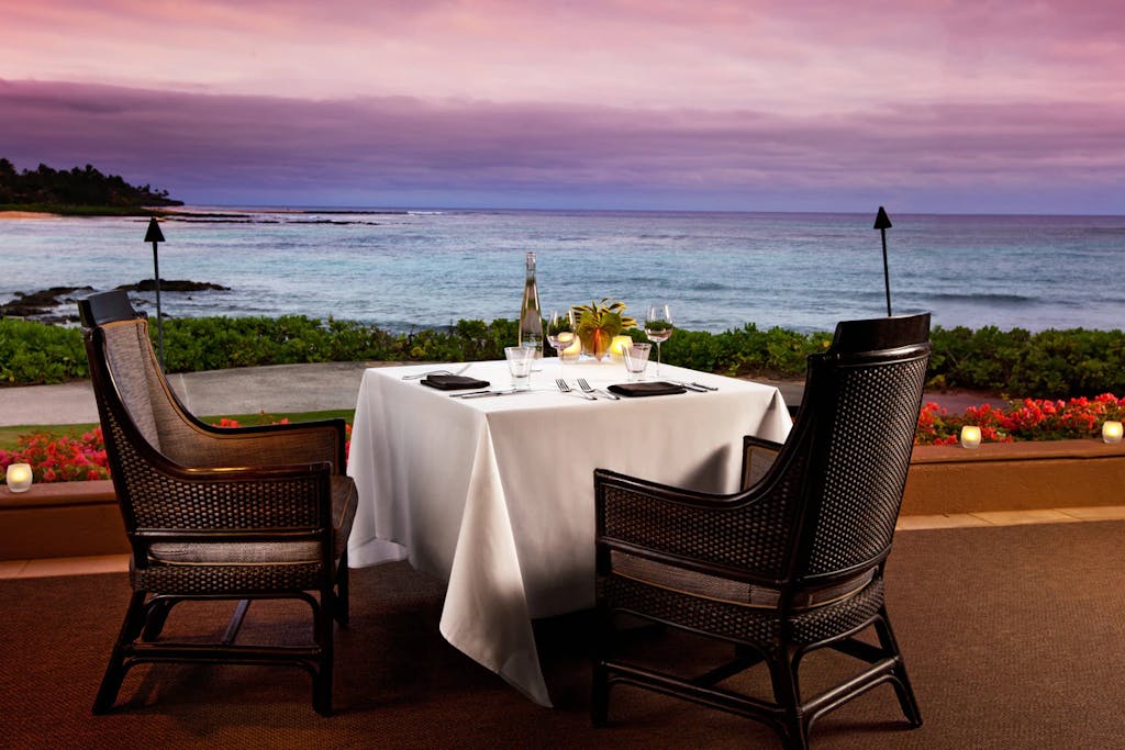 Private dining at the Sheraton Poipu, best resorts in Hawaii for couples