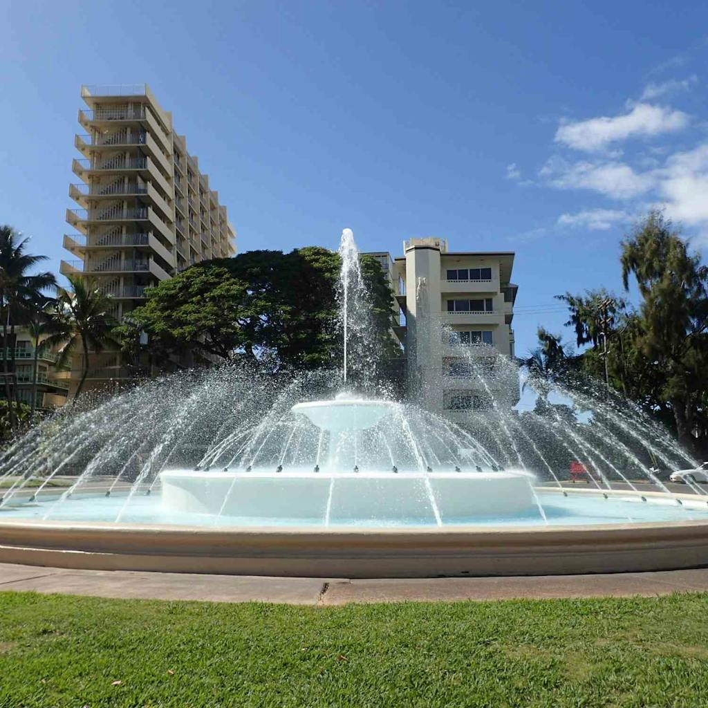 Kapiolani Park Fountain