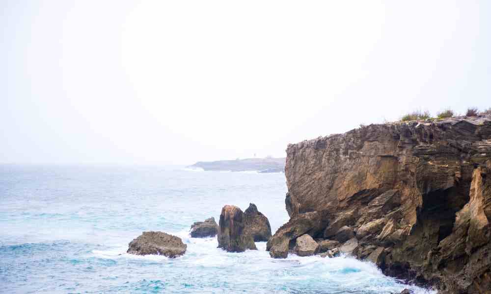 Shipwrecks Cliff Hawaii